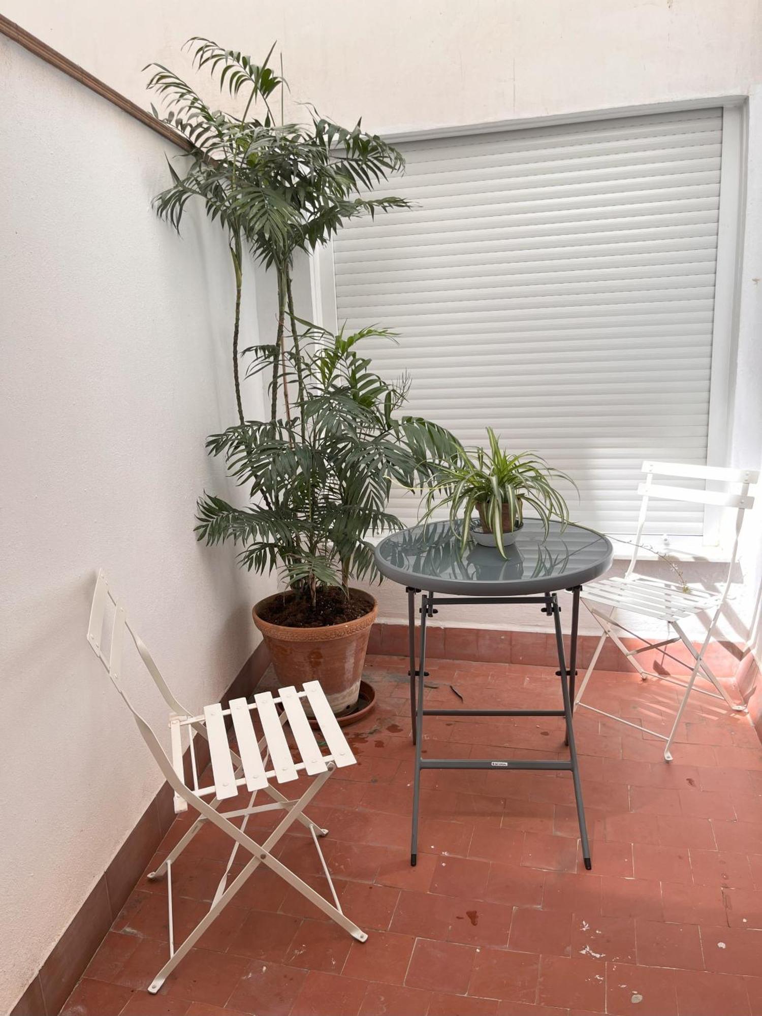 Precioso Apartamento Con Patio Granada Exterior photo
